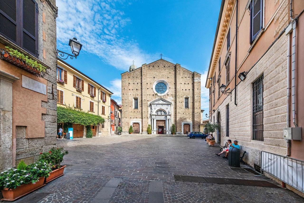Il Lago Apartments By Wonderful Italy Salò Exteriör bild