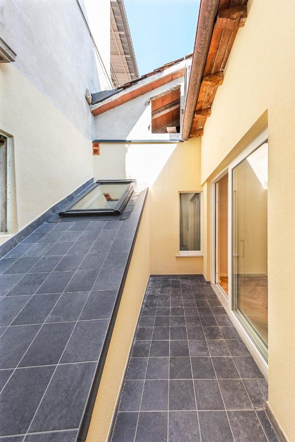 Il Lago Apartments By Wonderful Italy Salò Exteriör bild